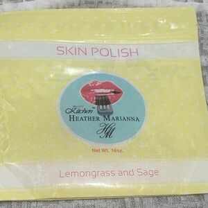 Heather Marianna Exfoliating Body Scrub